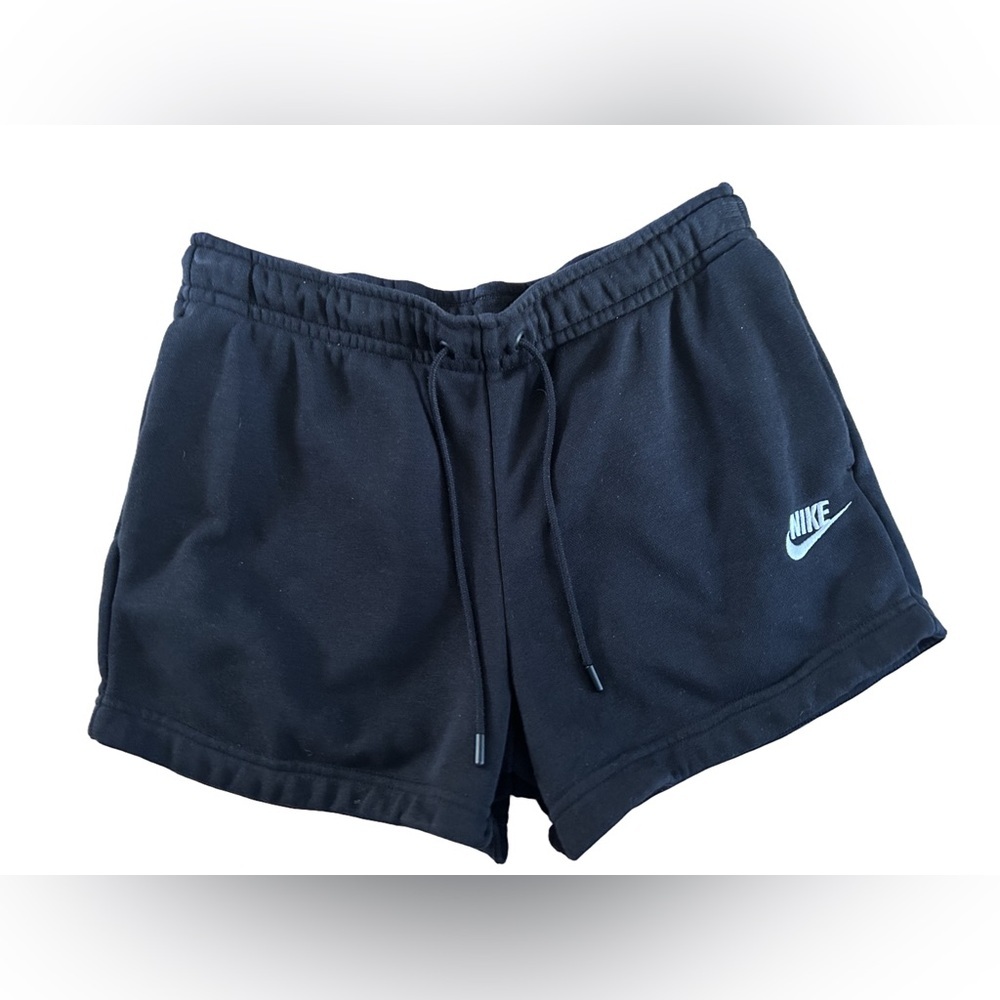 Nike Black Athletic Shorts Relaxed Fit - Picture 2 of 4